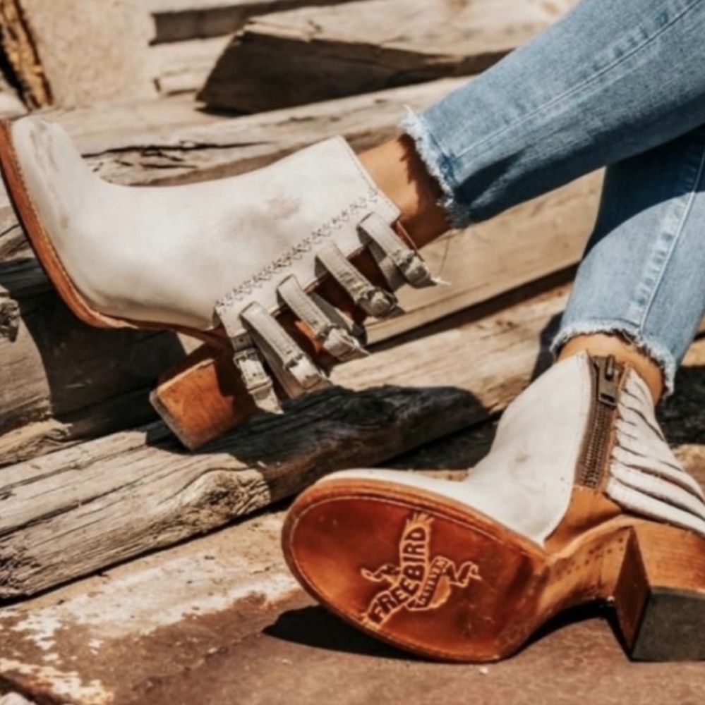 RARE FreeBird Hermosa Ice Ankle Booties size 7 - Picture 2 of 16